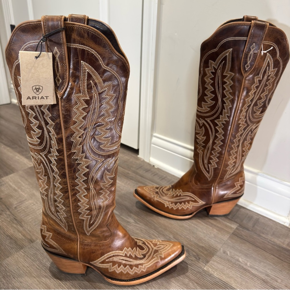 Ariat Casanova X Toe Western Cowboy Leather Boots in Shades of Grain - Picture 2 of 14